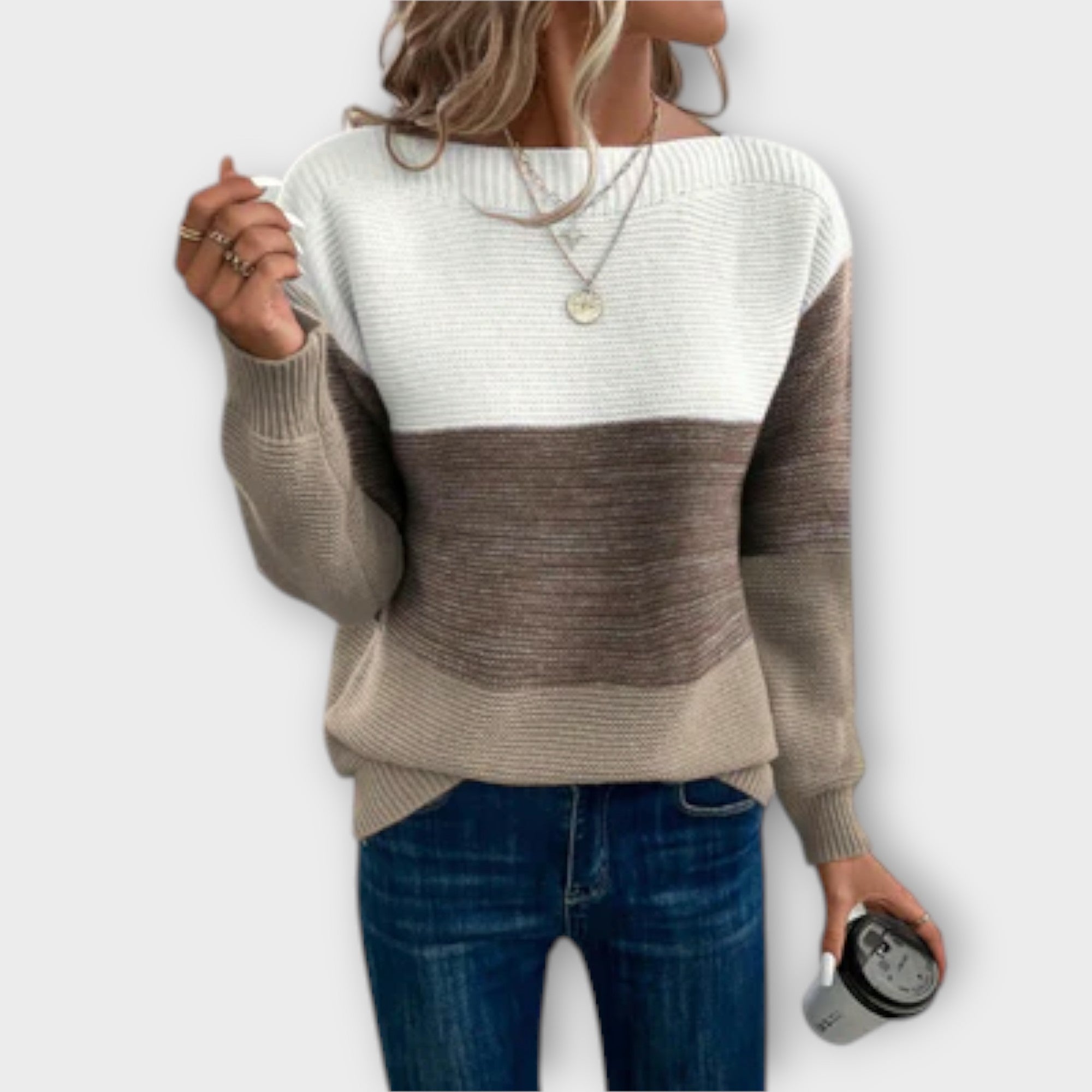 Clara - Stilfuld Trefarvet Patchwork Strik