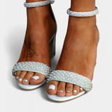Chelsea Bryllupssandaler i Satin med Fin Filigranrem