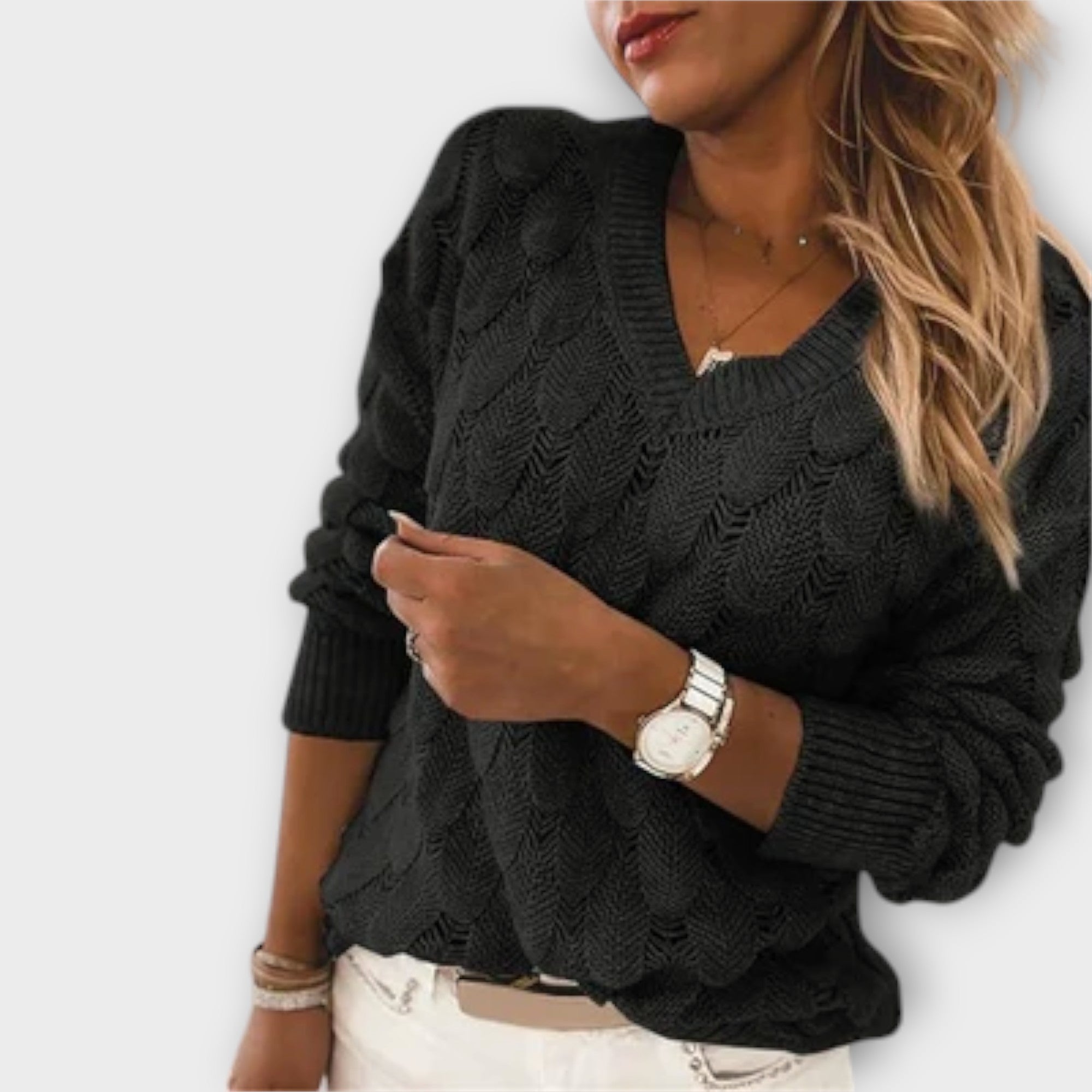 Noemi - V-hals Strikbluse