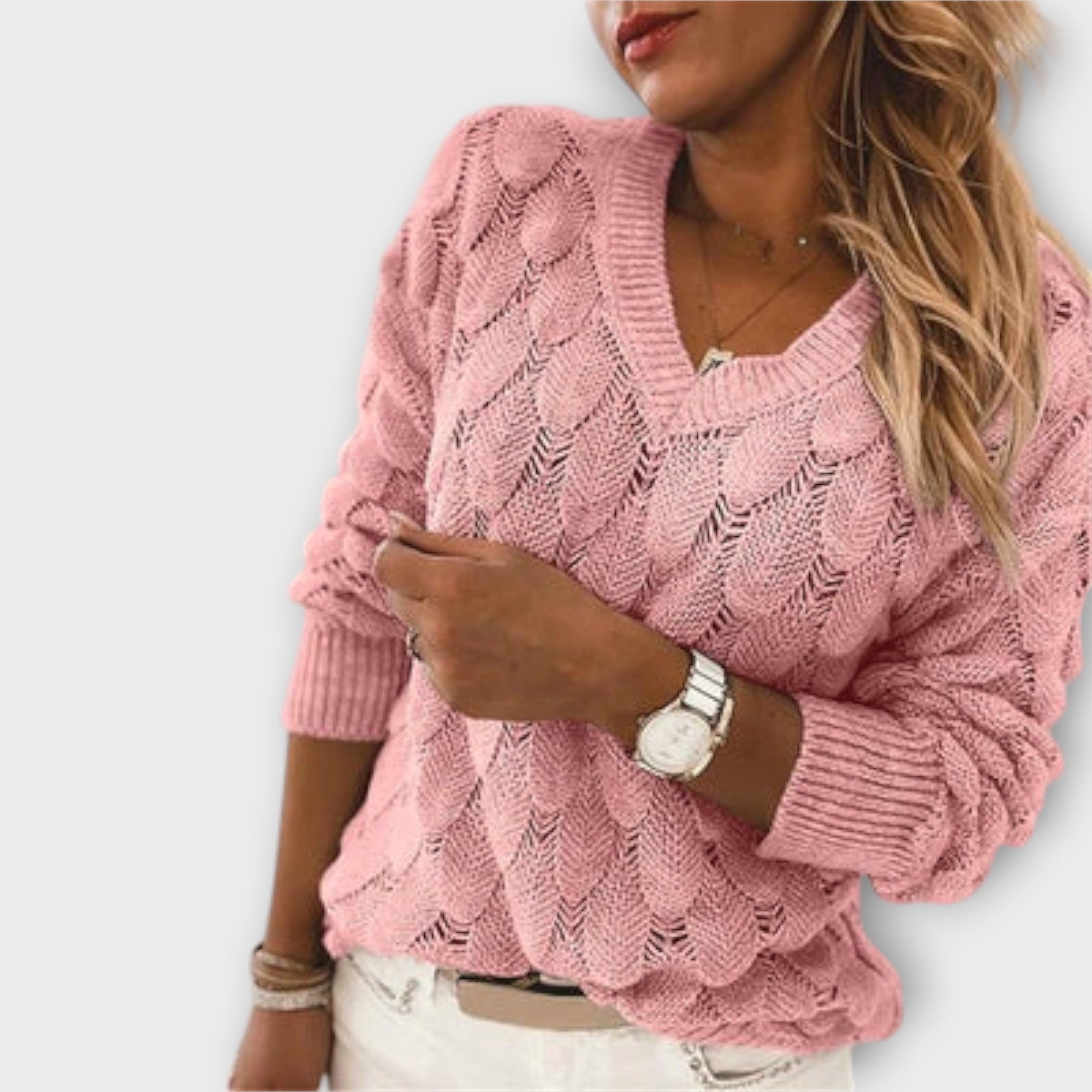 Noemi - V-hals Strikbluse